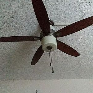 Meet your Posher, Carlos